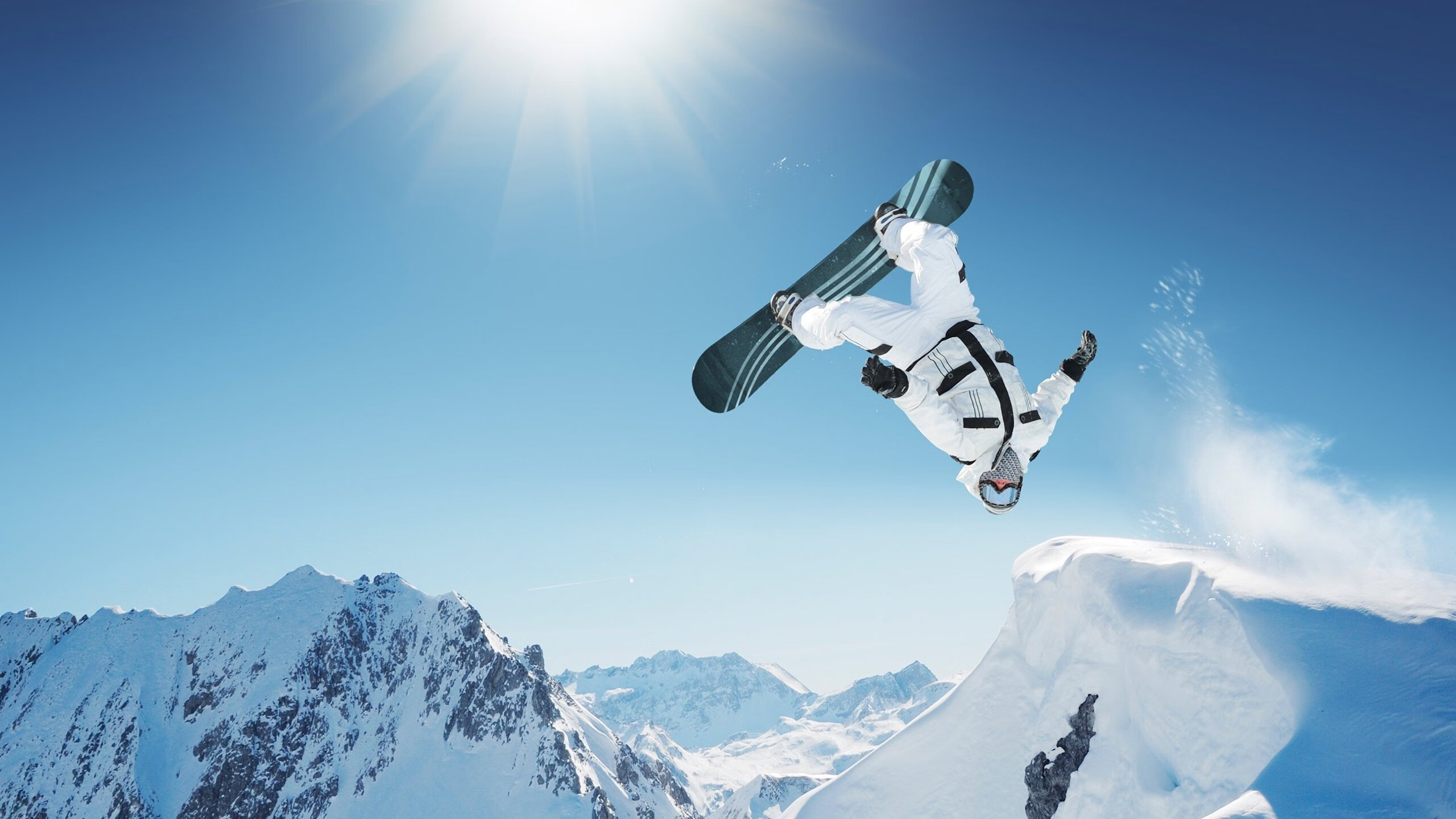 九游下载官网-_极限耐力长跑：天灾中突破自我_，耐力跑时出现极限的正确处理方法是站立不动对吗