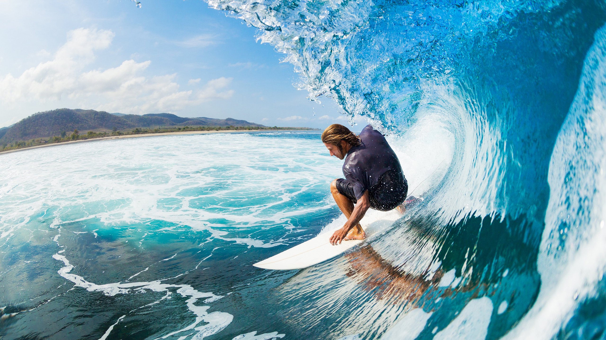 九游游戏中心下载-队员间配合默契，换人策略得当，队员配合的重要性